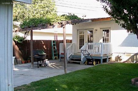 40 E. Arnold St.: