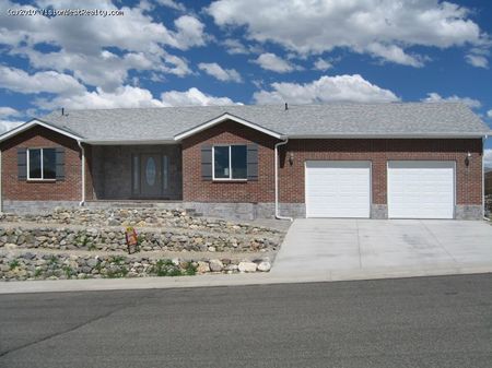 4013 Stonybrook Dr. 