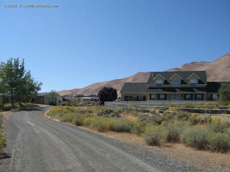 4920 Reinhart Ln. 
