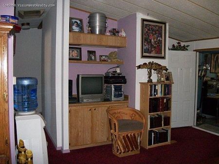 7425 W. Rose Creek Rd.: