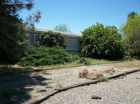 4480 W. Crosswind Ave. 