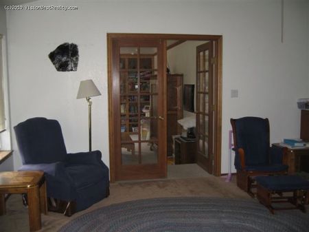 1651 Lahontan Ave.: