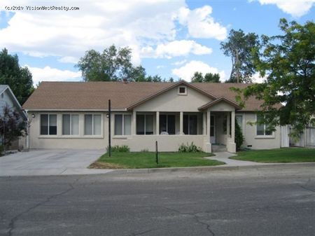 1651 Lahontan Ave. 