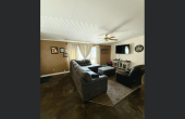 102ManhattanDr.-LivingRoom2