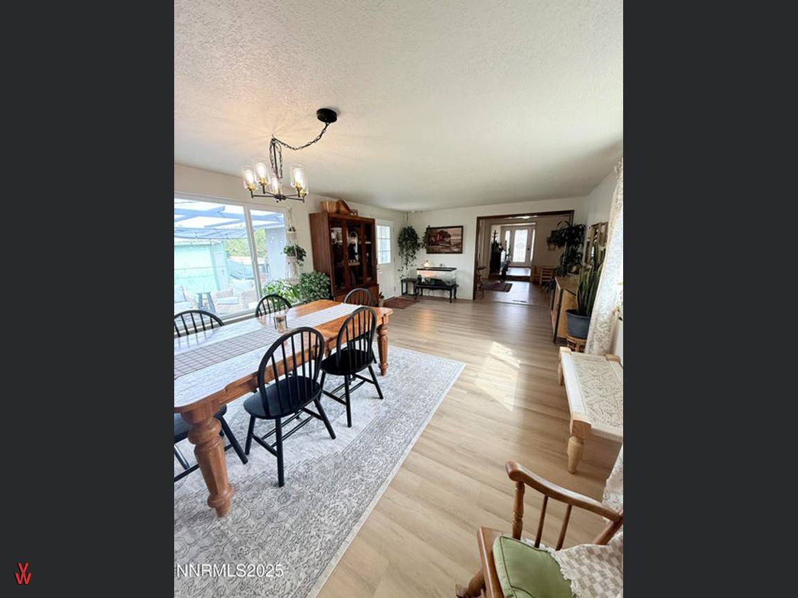 55NHighlandDr-DiningArea3