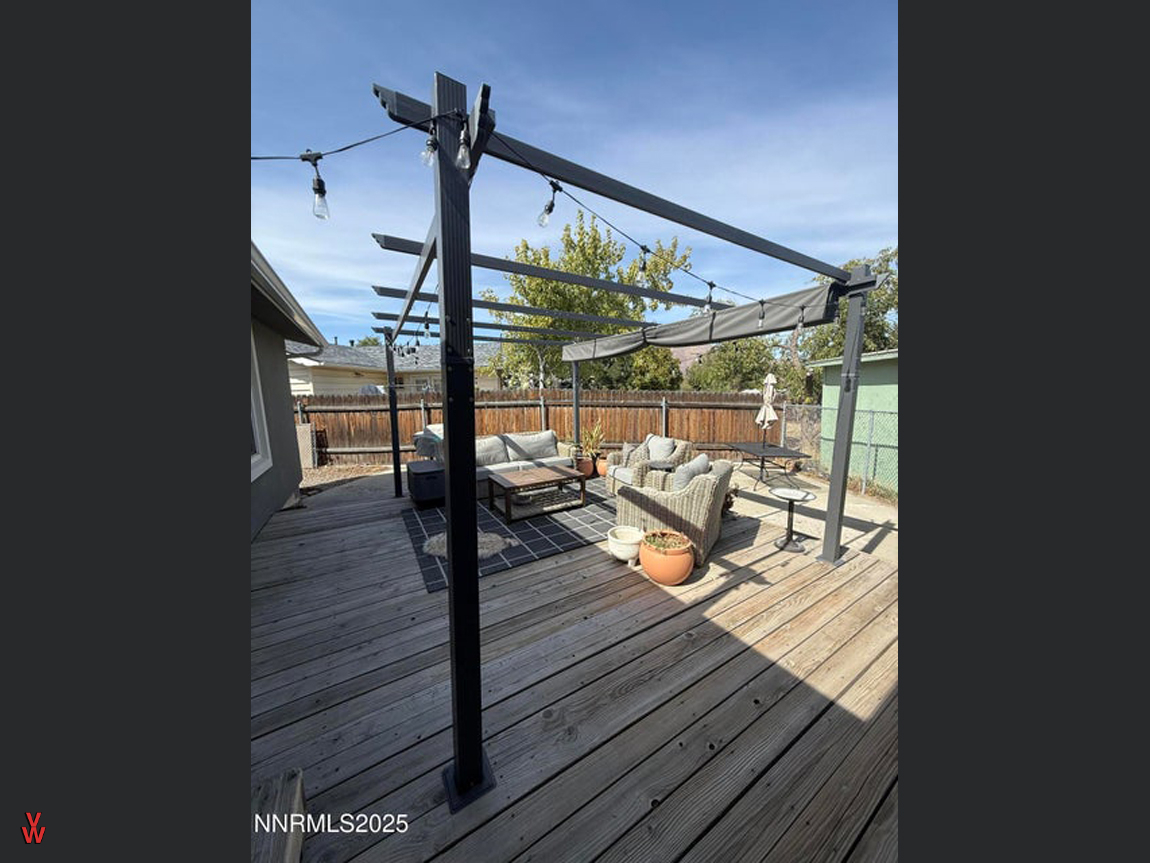 55NHighlandDr-Exterior