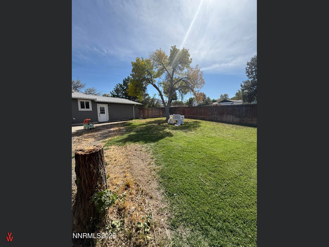 55NHighlandDr-Exterior3