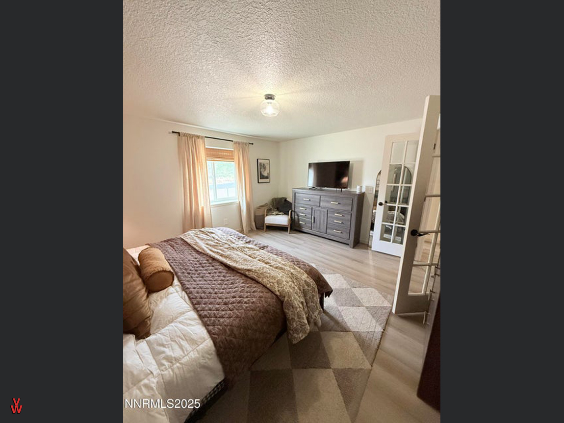 55NHighlandDr-MainBedroom2