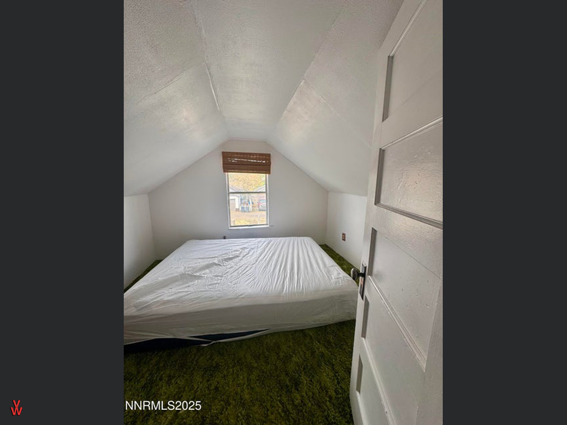134ShepardSt-Bedroom