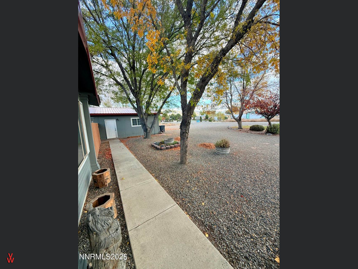 4575PogonipDr-Exterior12