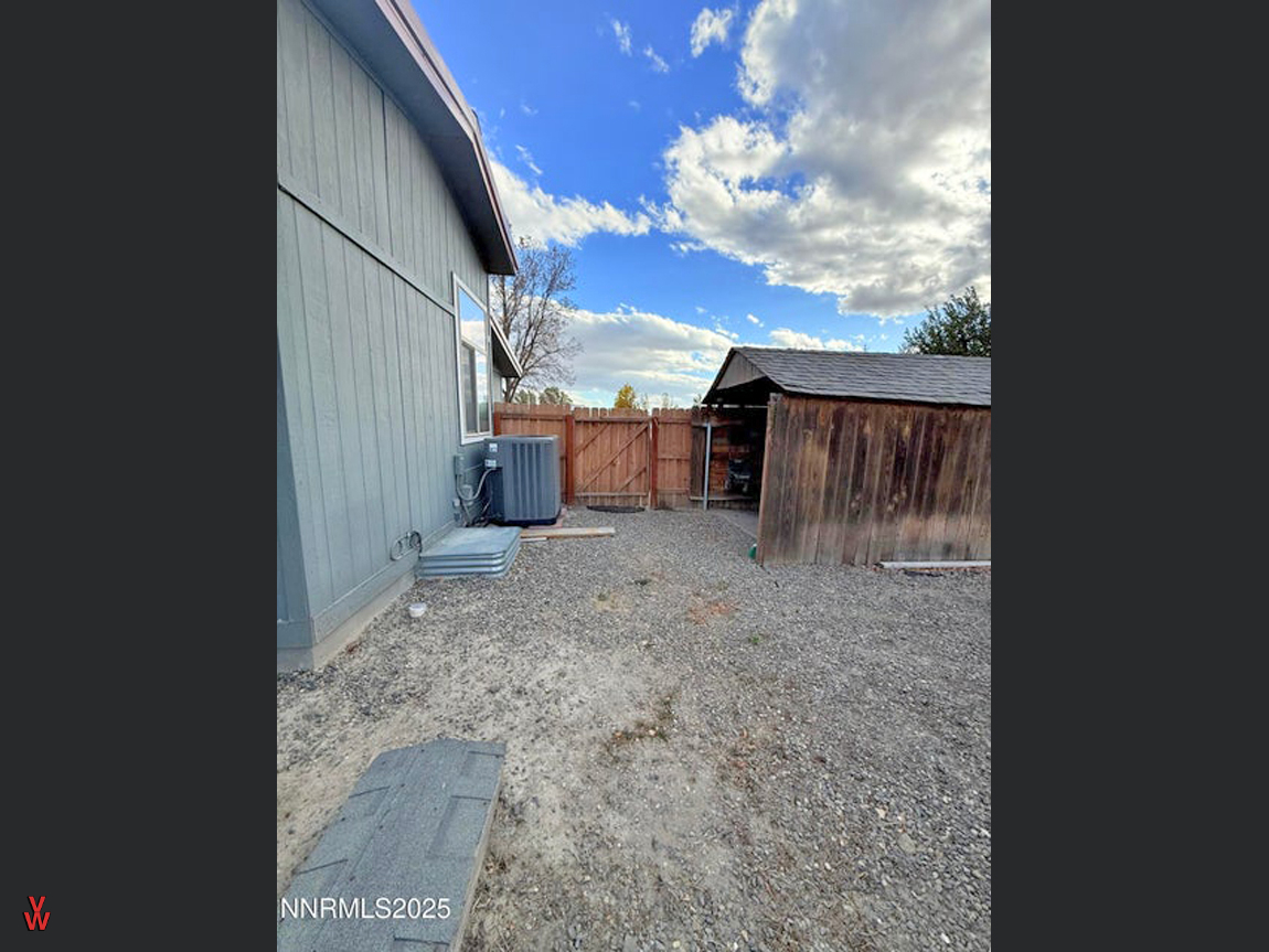 4575PogonipDr-Exterior5