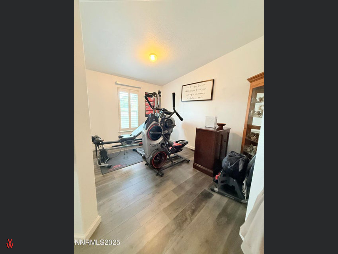 4575PogonipDr-PrimaryBedroom2