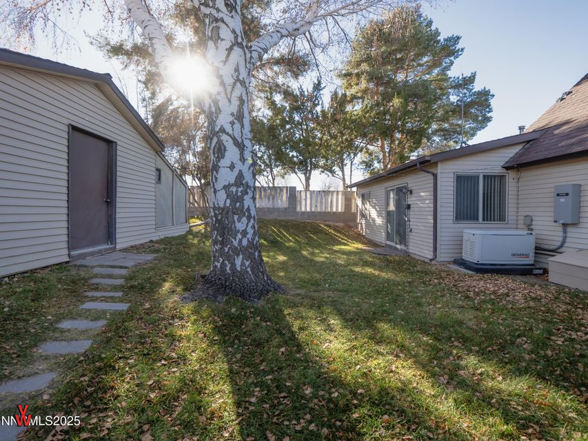 20251217225716502924000000-o