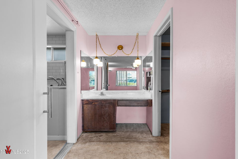 20251217230328471197000000-o