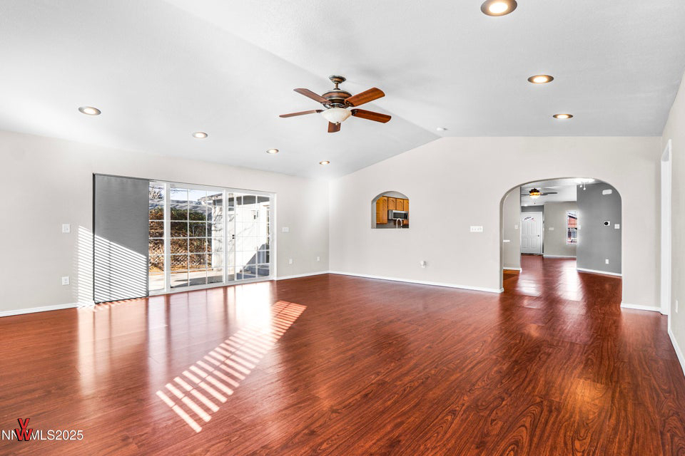 1834ScottSt-FamilyRoom2