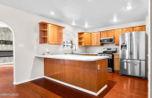 1834ScottSt-Kitchen3