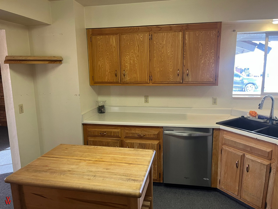 280SGalenaSt-KitchenNew