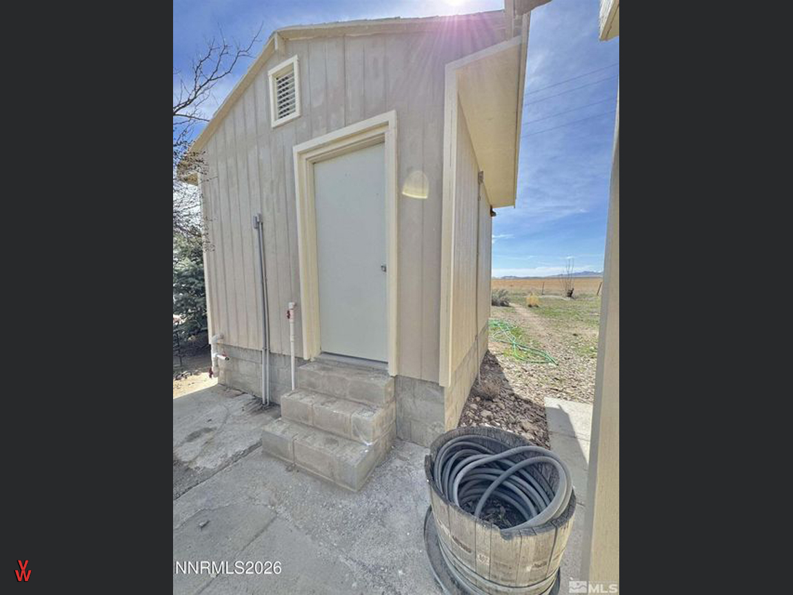 30700HorseCreekRd-Exterior9