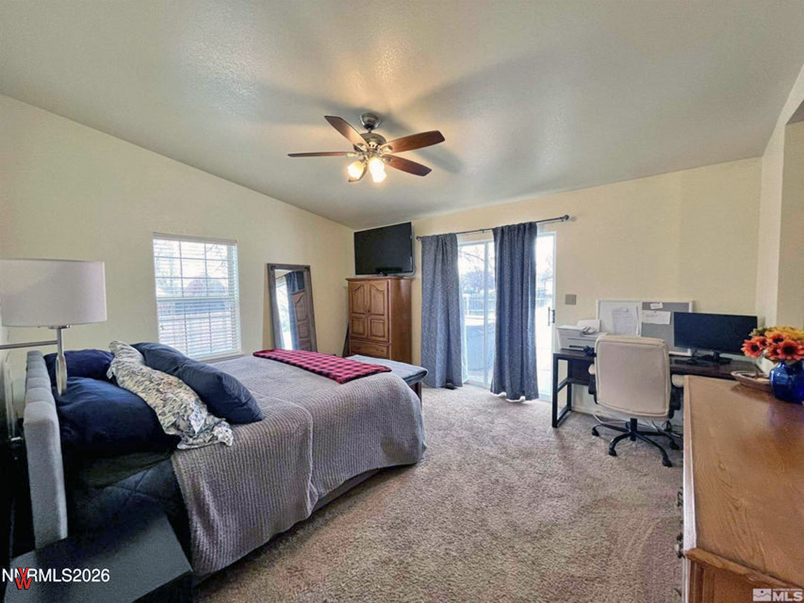 3205NSherwoodDr-MainBedroom