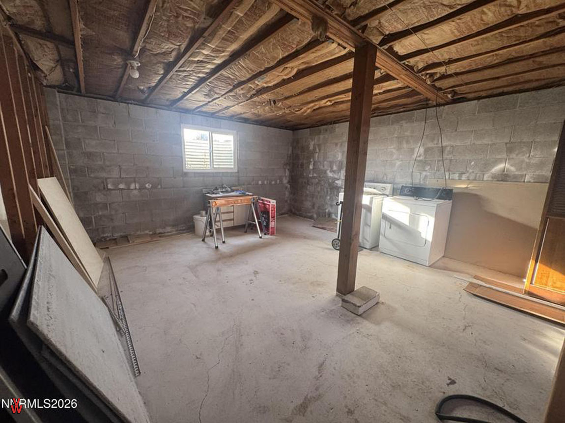 6455SolarDr-Basement