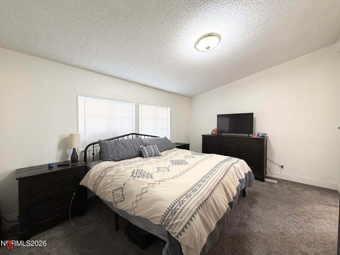 4070TurnerLn-MainBedroom