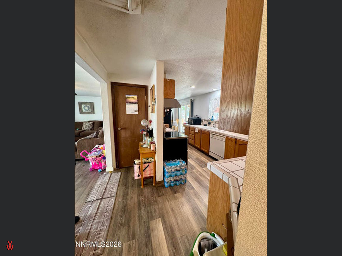 1352ProntoAve-Upstairs