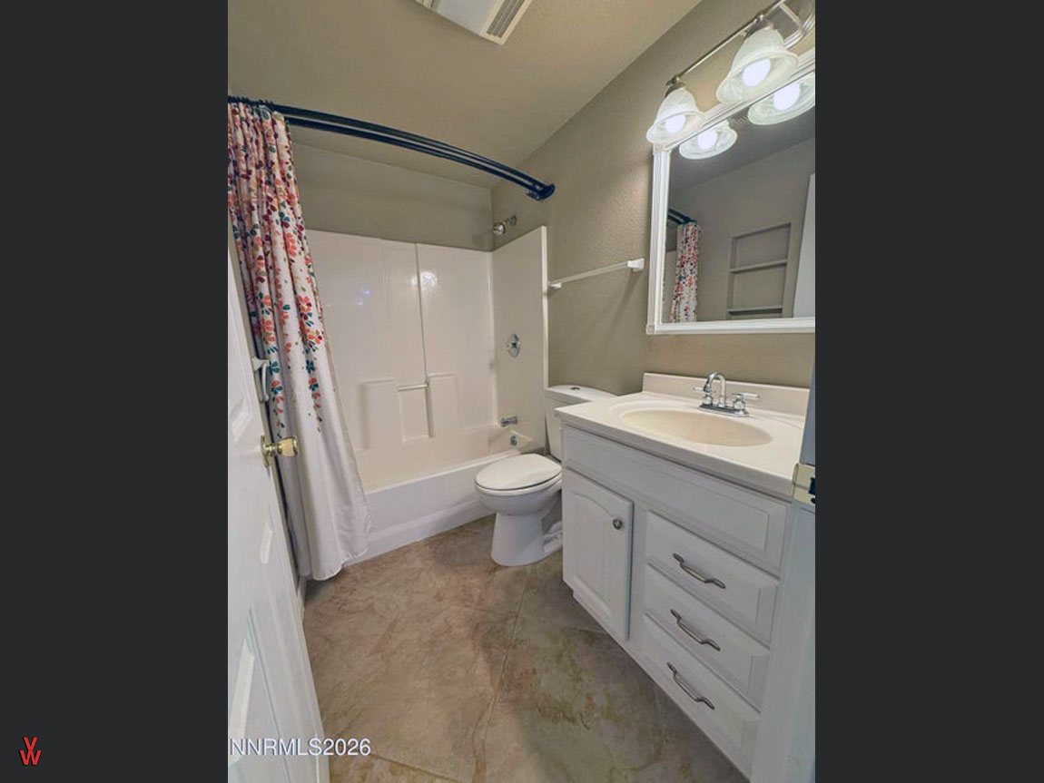 1204OcalaAve-Bathroom