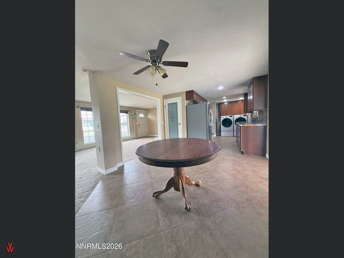 1204OcalaAve-DiningArea