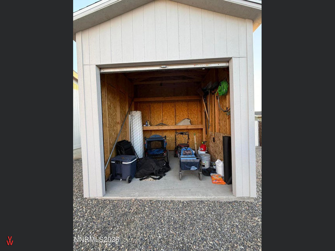 3552CrownRoyalCircle-Shed
