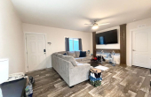 3552CrownRoyalCircle-LivingRoom