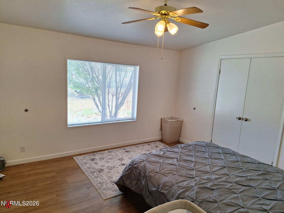 4040PlacerWay-Bedroom2a