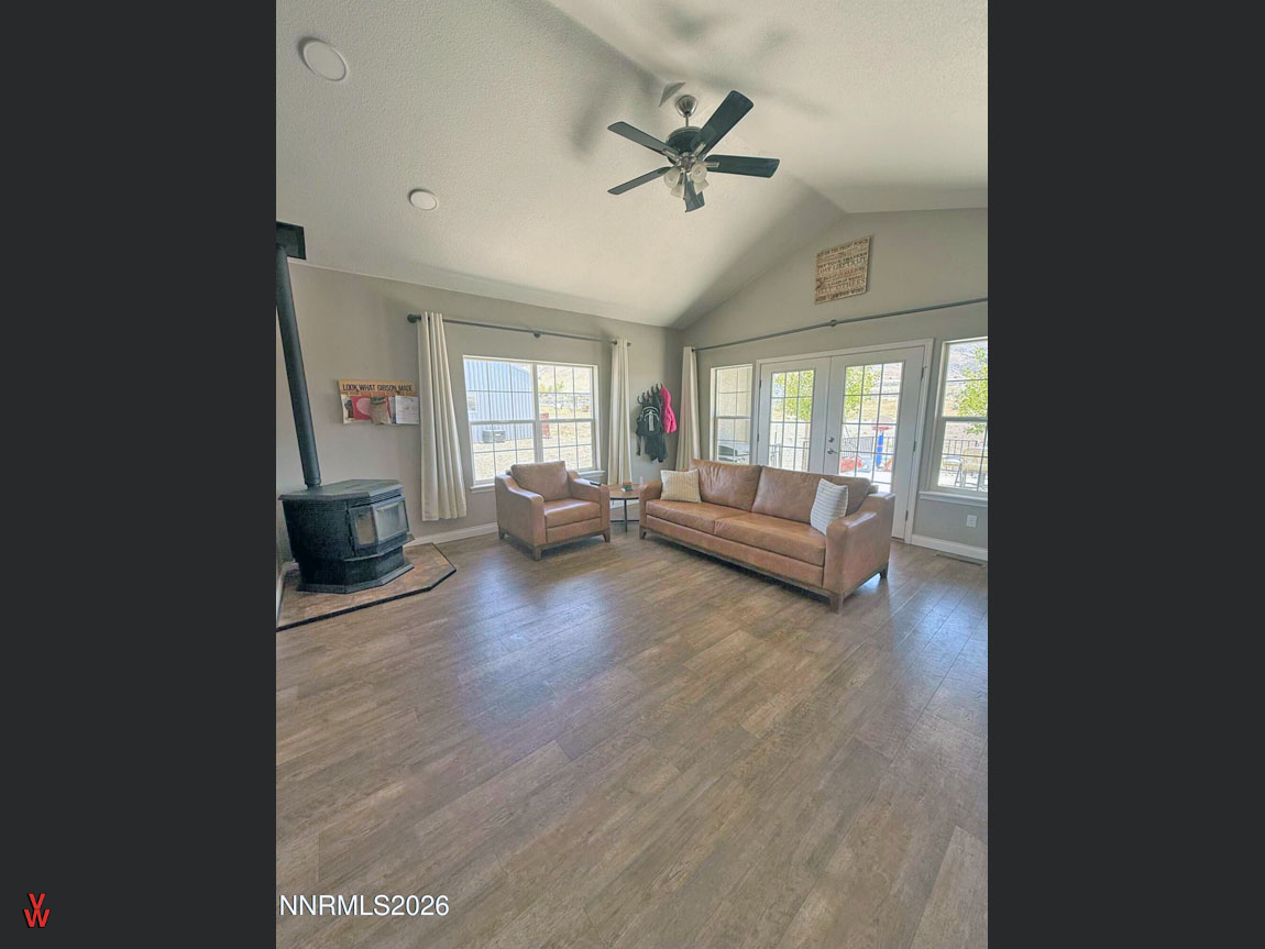 4830SaddlehornDr.-LivingRoom