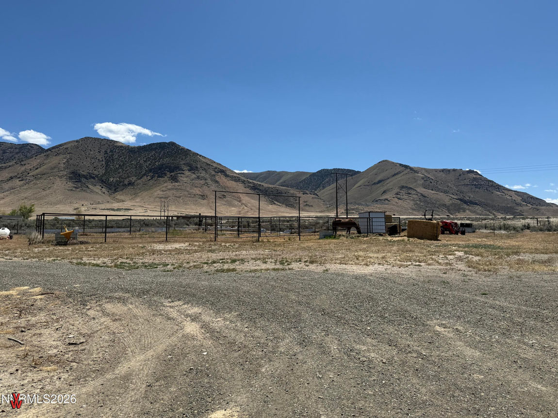 4830SaddlehornDr.-View