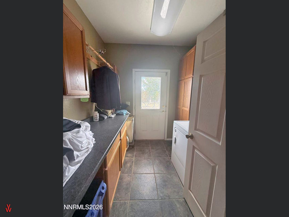 8175StinsonBlvd-LaundryRoom