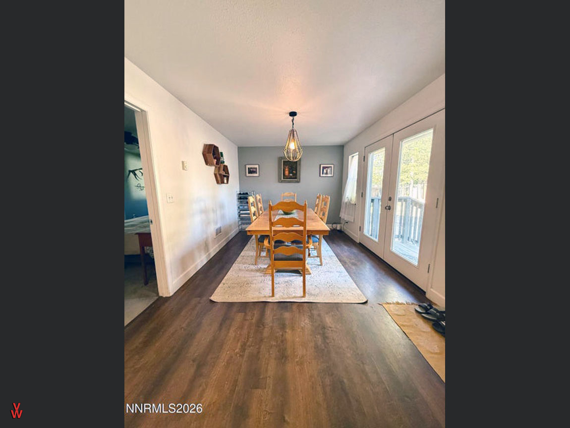 1925SkylandBlvd-DiningArea