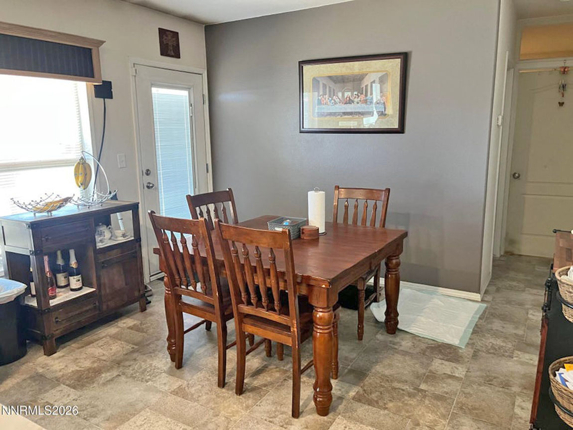 615ENationalAve-DiningArea