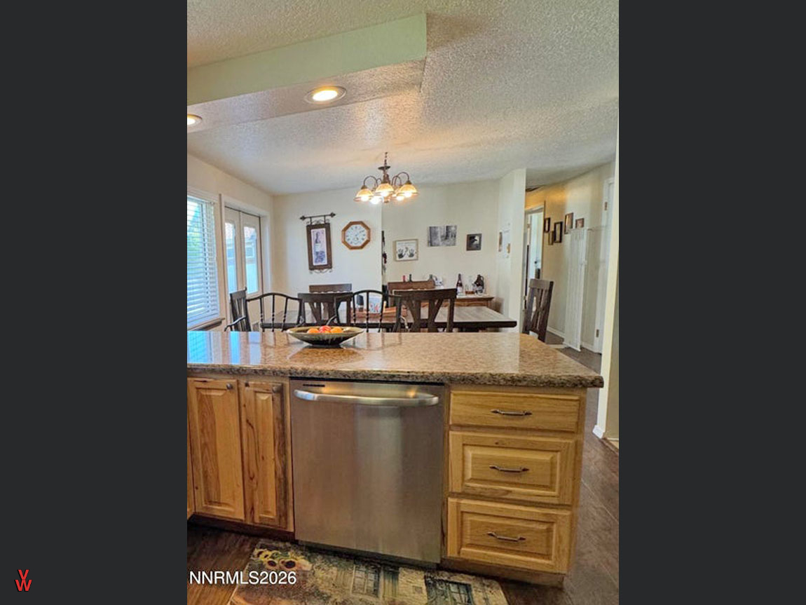 350EMinorSt-Kitchen_Dining