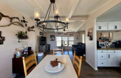 9450SBettyLn-DiningArea