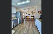 9450SBettyLn-Kitchen2