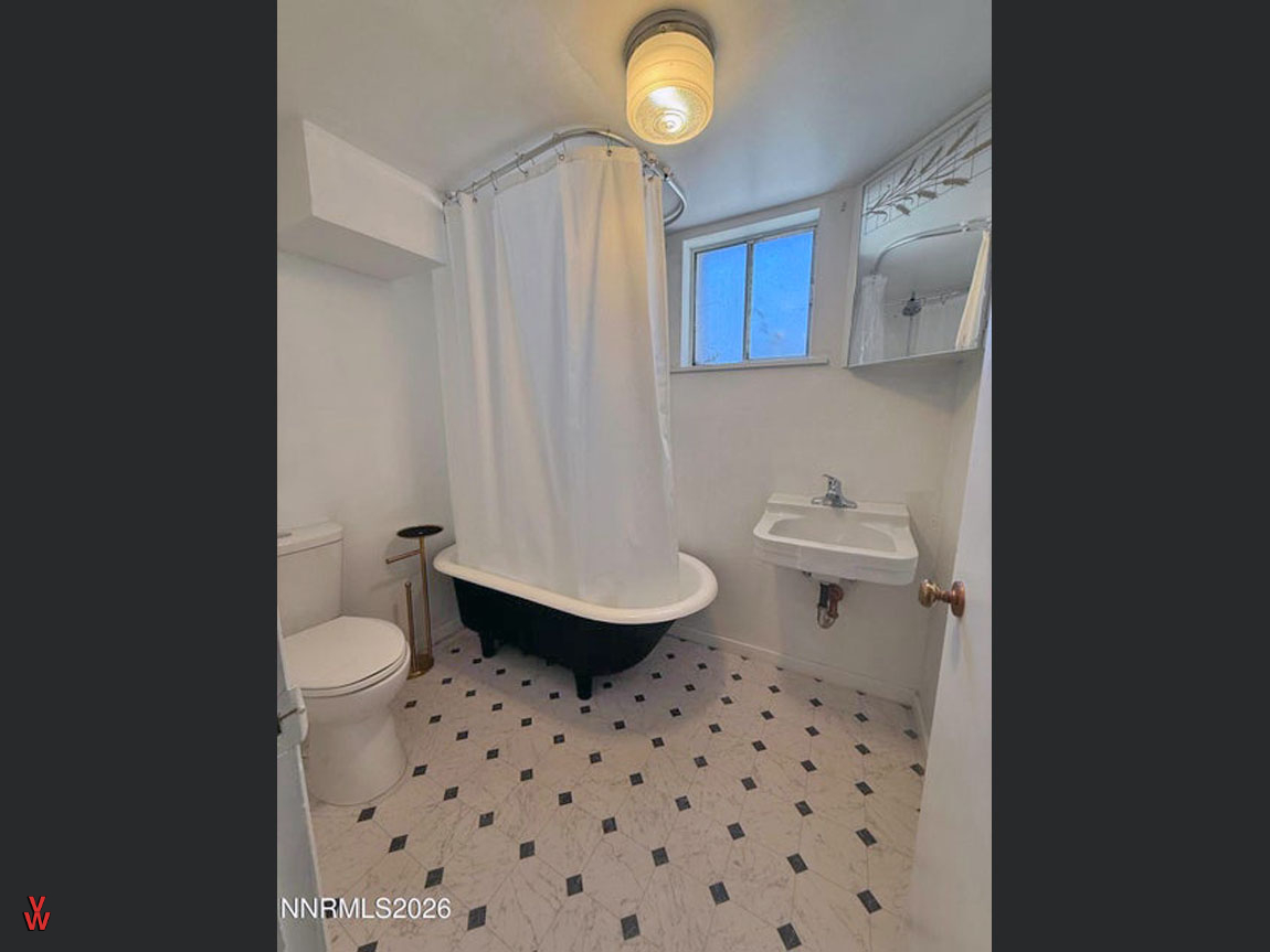 305EFourthSt-DownstairsBathroom