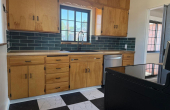 305EFourthSt-Kitchen