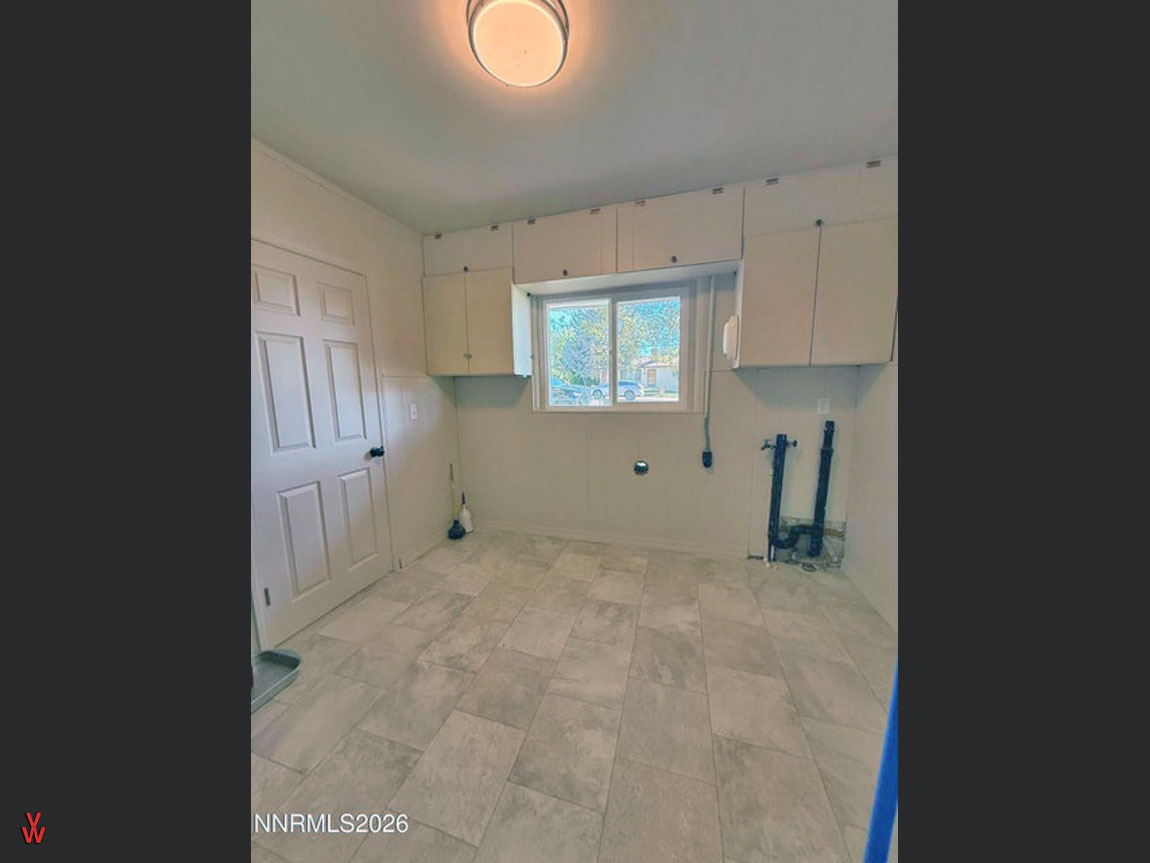 1185SBridgeSt-LaundryRoom