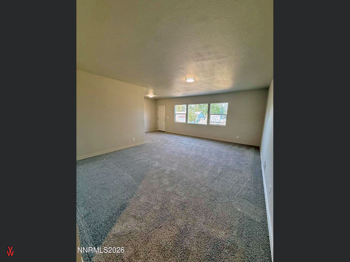 1185SBridgeSt-LivingArea3