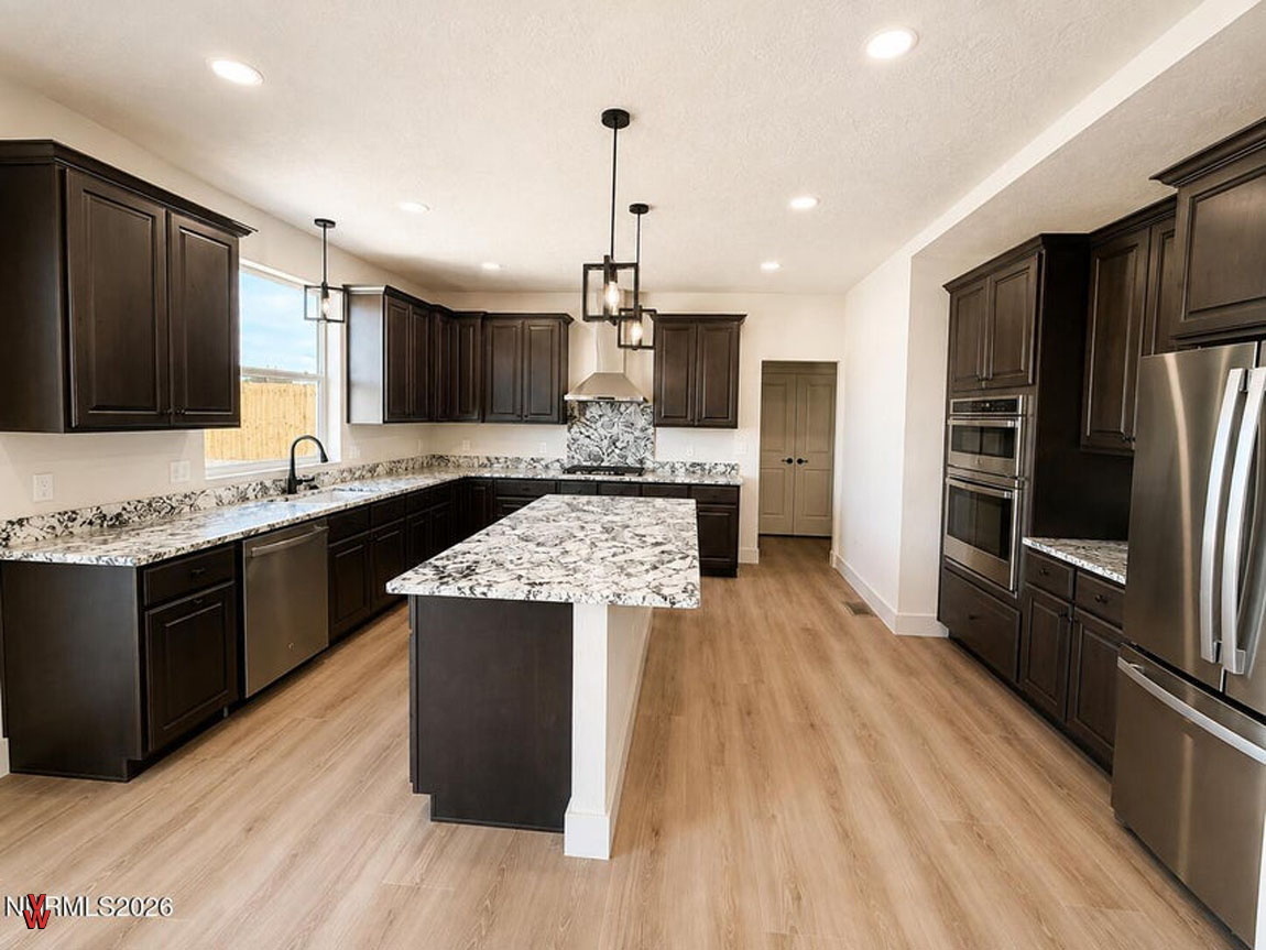 5705OffenhauserDr.-Kitchen3